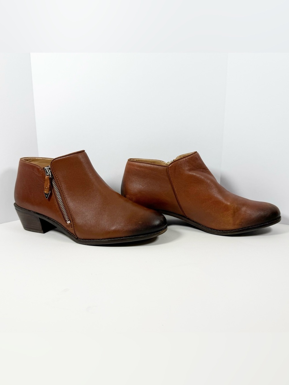 Vionic Jolene Leather Ankle Boot Zip Bootie Block Heel Brown Distressed Sz 10